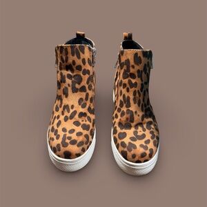 Time and Tru Leopard Print Ankle Boots